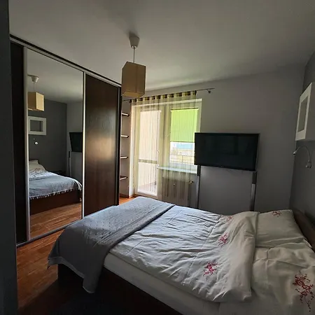 Apartment Klonowa 29 *